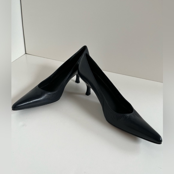 Stuart Weitzman Navy Leather Pumps - Picture 2 of 9